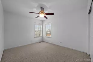 706 Versailles Pkwy, Oswego, IL 60543 - Photo 23