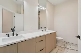 4536 S Prairie Ave, Chicago, IL 60653 - Photo 17