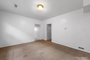 7030 S Artesian Ave, Chicago, IL 60629 - Photo 21