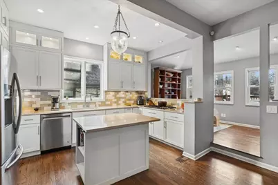 3614 N Hamilton Avenue, Chicago, IL 60618 - Photo 7