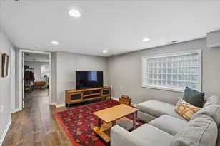 3614 N Hamilton Ave, Chicago, IL 60618 - Photo 15