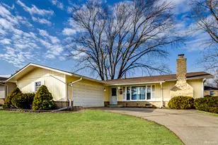 6114 Rob Roy Dr, Oak Forest, IL 60452 - Photo 1