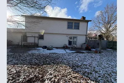 610 Dorset Circle, Saint John, IL 61873 - Photo 3