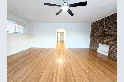 7301 S Constance Avenue #1, Chicago, IL 60649 - Photo 3