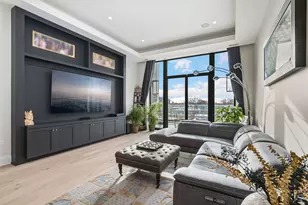 3057 N Lincoln Ave, Chicago, IL 60657 - Photo 3