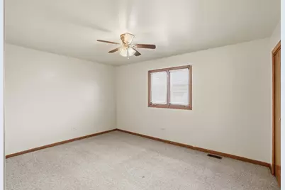 15641 Cottage Grove Avenue, Dolton, IL 60419 - Photo 7