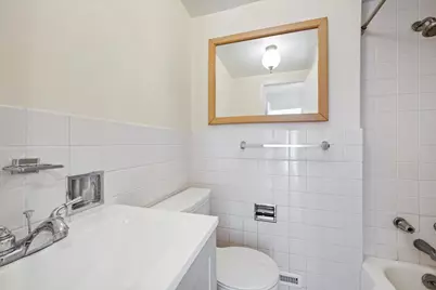 580 Ivy Court #2, Lake Forest, IL 60045 - Photo 9