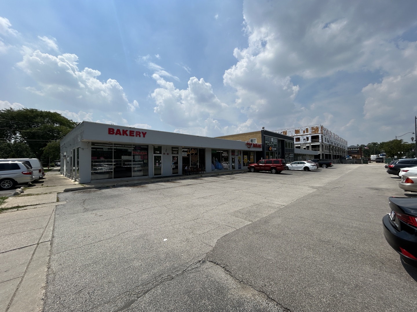 718 W Irving Park Rd #718-A, Bensenville, IL 60106 - MLS 12550892 ...