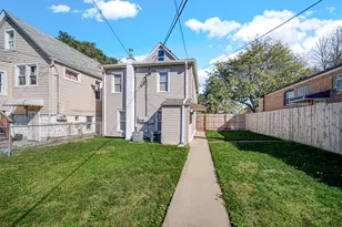 10912 S Ave J, Chicago, IL 60617 - Photo 23