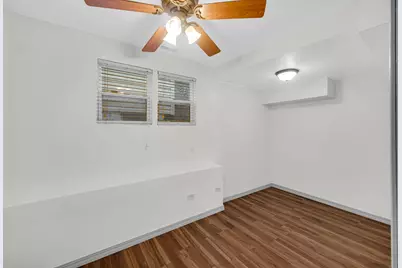 10912 S Avenue J, Chicago, IL 60617 - Photo 17