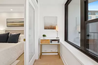 1560 N Sandburg Terrace #706J, Chicago, IL 60610 - Photo 17