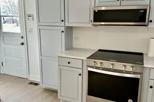 938 Hemlock St, Deerfield, IL 60015 - Photo 3