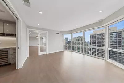 100 E Huron Street #3901, Chicago, IL 60611 - Photo 11