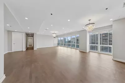 100 E Huron Street #3901, Chicago, IL 60611 - Photo 9