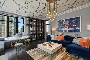 118 E Erie St, Chicago, IL 60611 - Photo 3