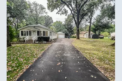 27692 N Oak Street, Island Lake, IL 60042 - Photo 15