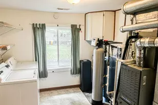 27692 N Oak St, Island Lake, IL 60042 - Photo 13