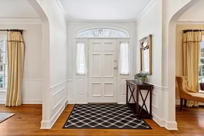 254 W Claremont Street, Elmhurst, IL 60126 - Photo 3