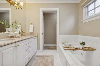 254 W Claremont Street, Elmhurst, IL 60126 - Photo 21