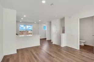 2664 Arrowhead Dr, Pingree Grove, IL 60140 - Photo 11