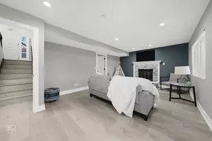 158 Hastings Mill Rd, Streamwood, IL 60107 - Photo 9