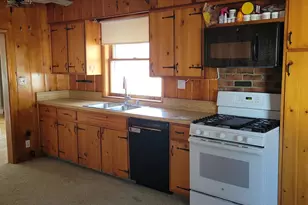208 N Maple St, Toluca, IL 61369 - Photo 5