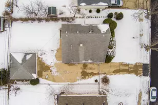 118 S Evergreen Ave, Addison, IL 60101 - Photo 5