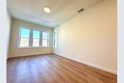 2543 W 39th Place #2, Chicago, IL 60632 - Photo 3