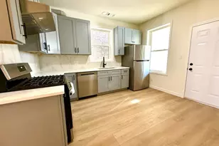 2543 W 39th Pl, Chicago, IL 60632 - Photo 7