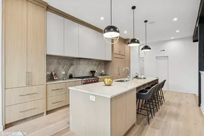 401 N Aberdeen Street #2N, Chicago, IL 60642 - Photo 11