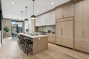 401 N Aberdeen St, Chicago, IL 60642 - Photo 9