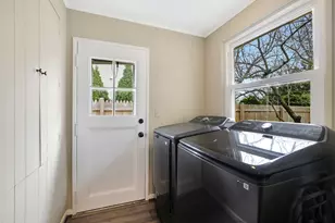 2611 Lake Ave, Wilmette, IL 60091 - Photo 15