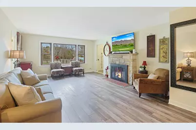 2611 Lake Avenue, Wilmette, IL 60091 - Photo 3