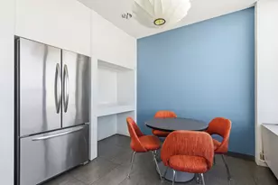 1700 E 56th St, Chicago, IL 60637 - Photo 25