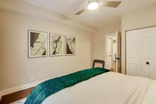 528 W Cornelia Ave, Chicago, IL 60657 - Photo 13