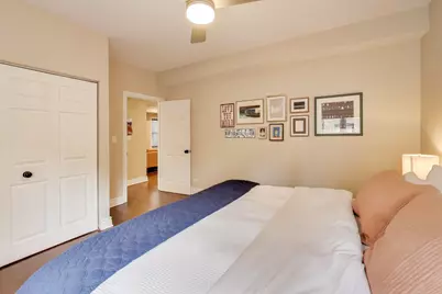 528 W Cornelia Avenue #2N, Chicago, IL 60657 - Photo 11