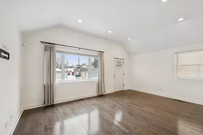 642 W 35th Street, Chicago, IL 60616 - Photo 3