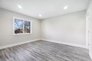 1365 Ashland Ave, Des Plaines, IL 60016 - Photo 23