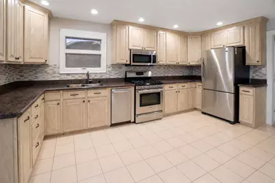 1414 W Northeast Shore Drive, Holiday Hills, IL 60051 - Photo 7