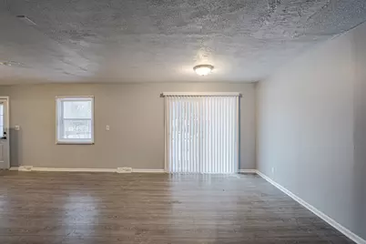 2932 Cameron Avenue, Rockford, IL 61101 - Photo 5