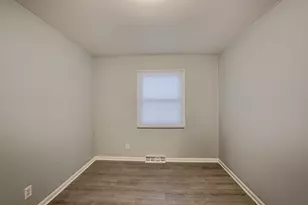 2932 Cameron Ave, Rockford, IL 61101 - Photo 7