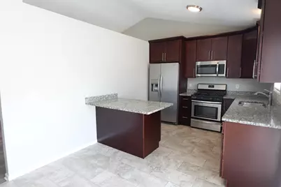 2140 Maxine Lane, Rockford, IL 61102 - Photo 7