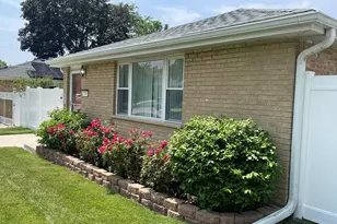 334 Park St, Bensenville, IL 60106 - Photo 15