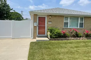 334 Park St, Bensenville, IL 60106 - Photo 7