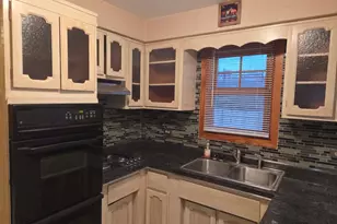 12622 S Marquette Ave, Chicago, IL 60633 - Photo 7