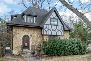 128 Lawndale St, Wilmette, IL 60091 - Photo 3