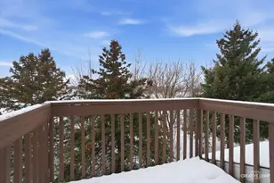 1247 Sandhurst Ln, South Elgin, IL 60177 - Photo 11