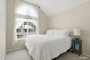 1247 Sandhurst Ln, South Elgin, IL 60177 - Photo 7