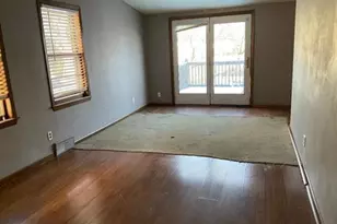 731 James Ave, Rockford, IL 61107 - Photo 11