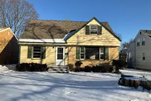 731 James Ave, Rockford, IL 61107 - Photo 1